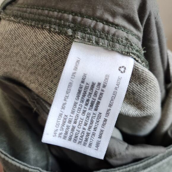 A New Day Straight Leg Belted Trouser Pant Pockets High Rise Green Denim Size 6 - Picture 11 of 11